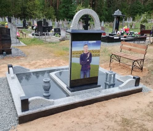 Элитный одиночный памятник 